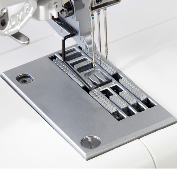 cp3000-feeddogs-600x600 Janome CoverPro 3000 Professional - Image 5